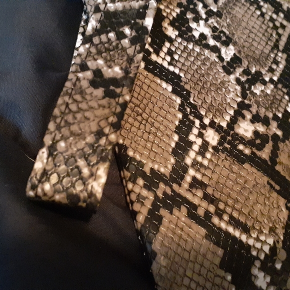 Snakeskin Clutch Purse - Picture 2 of 6